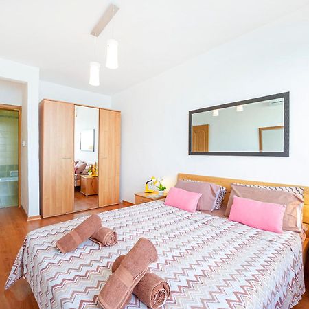 Spinola Bay Top Floor Seafront 3 Bedroom Apartment With Panoramic Sea Views - By Getawaysmalta Saint Julian's 外观 照片