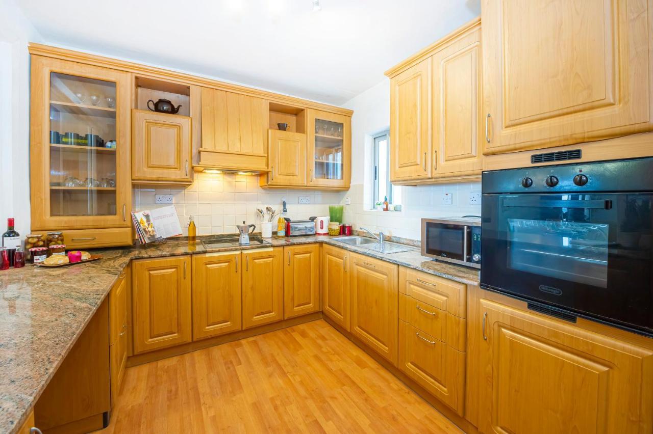 Spinola Bay Top Floor Seafront 3 Bedroom Apartment With Panoramic Sea Views - By Getawaysmalta Saint Julian's 外观 照片