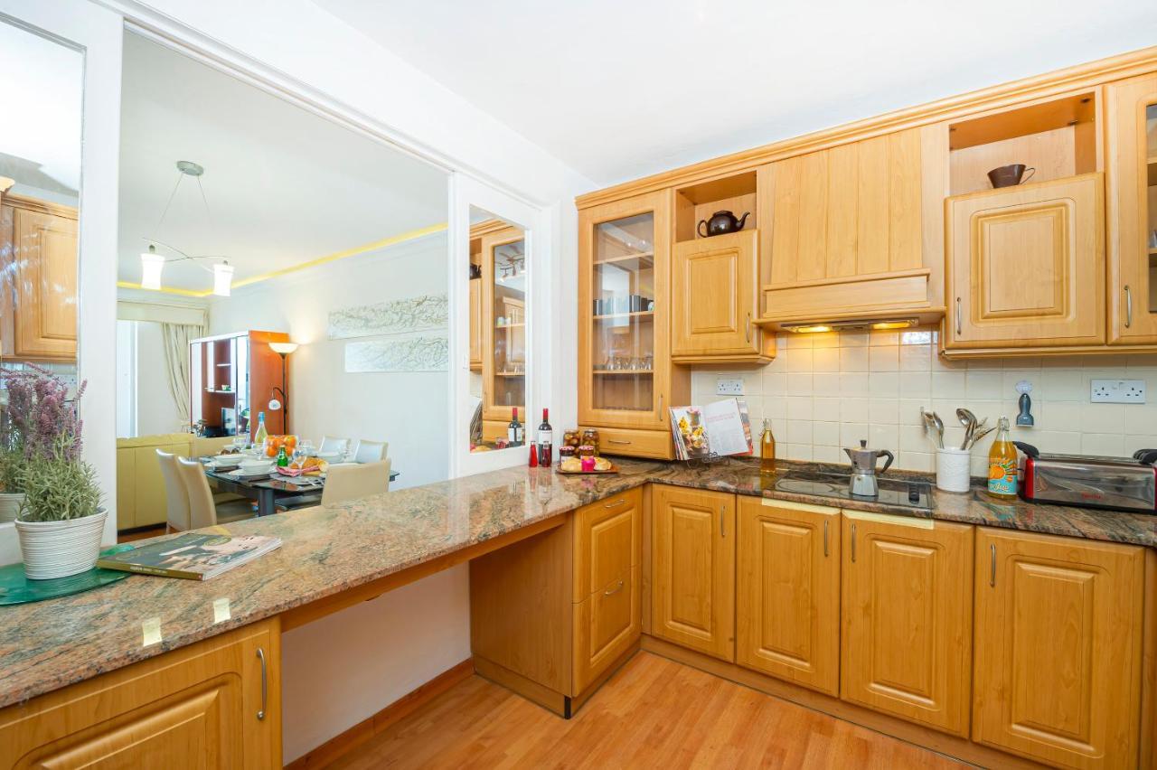 Spinola Bay Top Floor Seafront 3 Bedroom Apartment With Panoramic Sea Views - By Getawaysmalta Saint Julian's 外观 照片