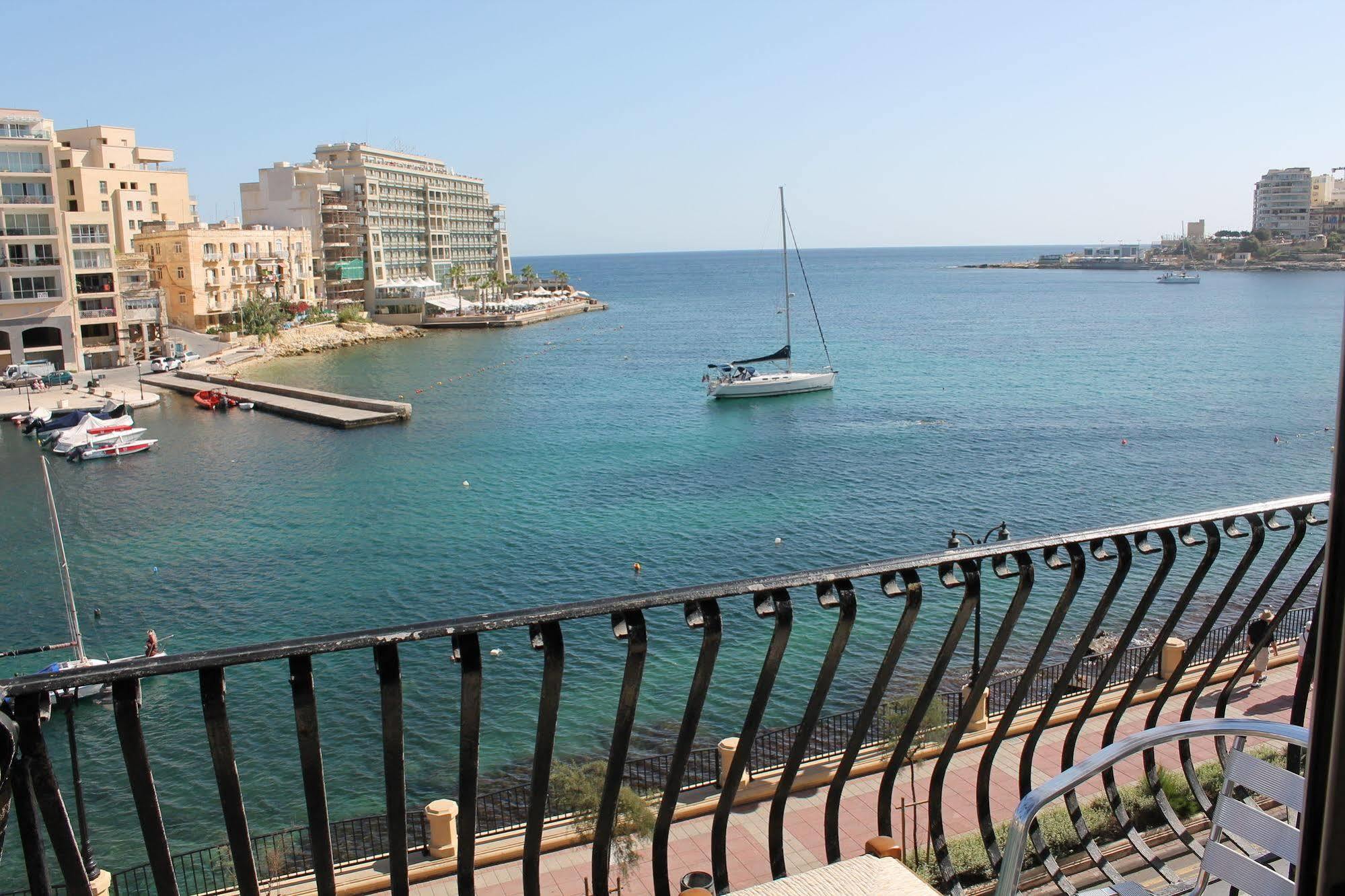 Spinola Bay Top Floor Seafront 3 Bedroom Apartment With Panoramic Sea Views - By Getawaysmalta Saint Julian's 外观 照片
